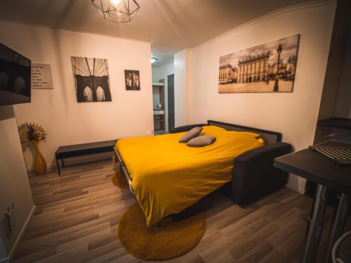 Le P'Tit Jeanne D'Arc Logements Insolites Нанси Екстериор снимка