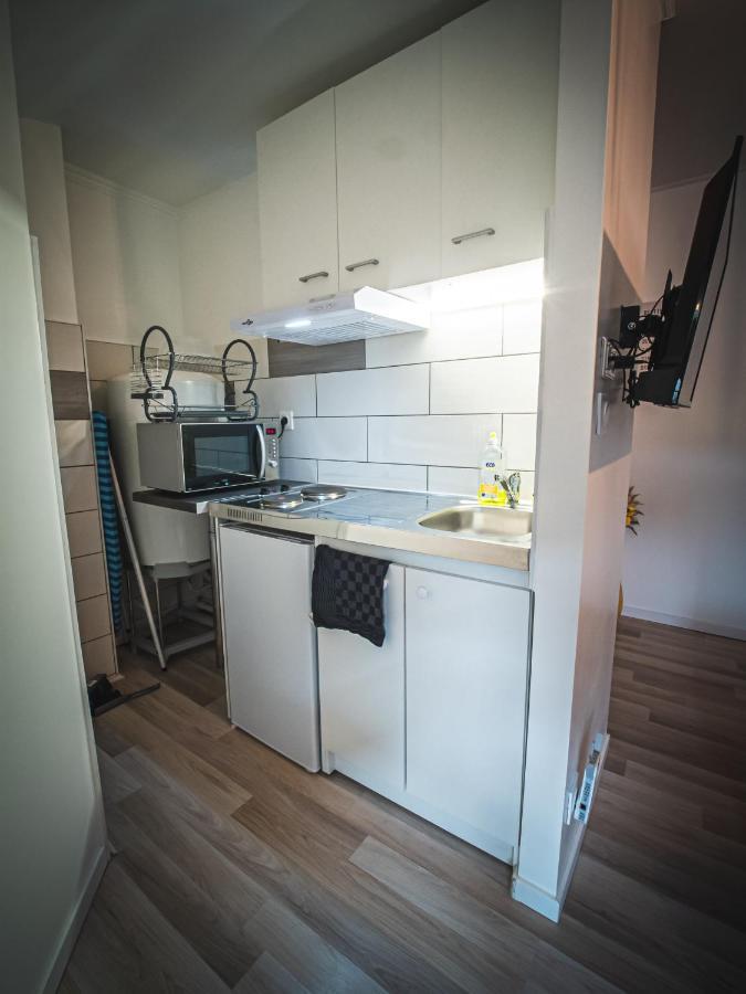 Le P'Tit Jeanne D'Arc Logements Insolites Нанси Екстериор снимка